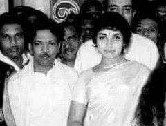 Final Bow – To a Poet and an Actress who ruled a State